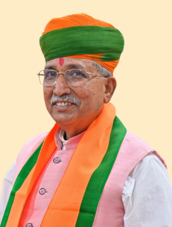 {{Section 7_IMAGEALT_Program 2_370x490}}